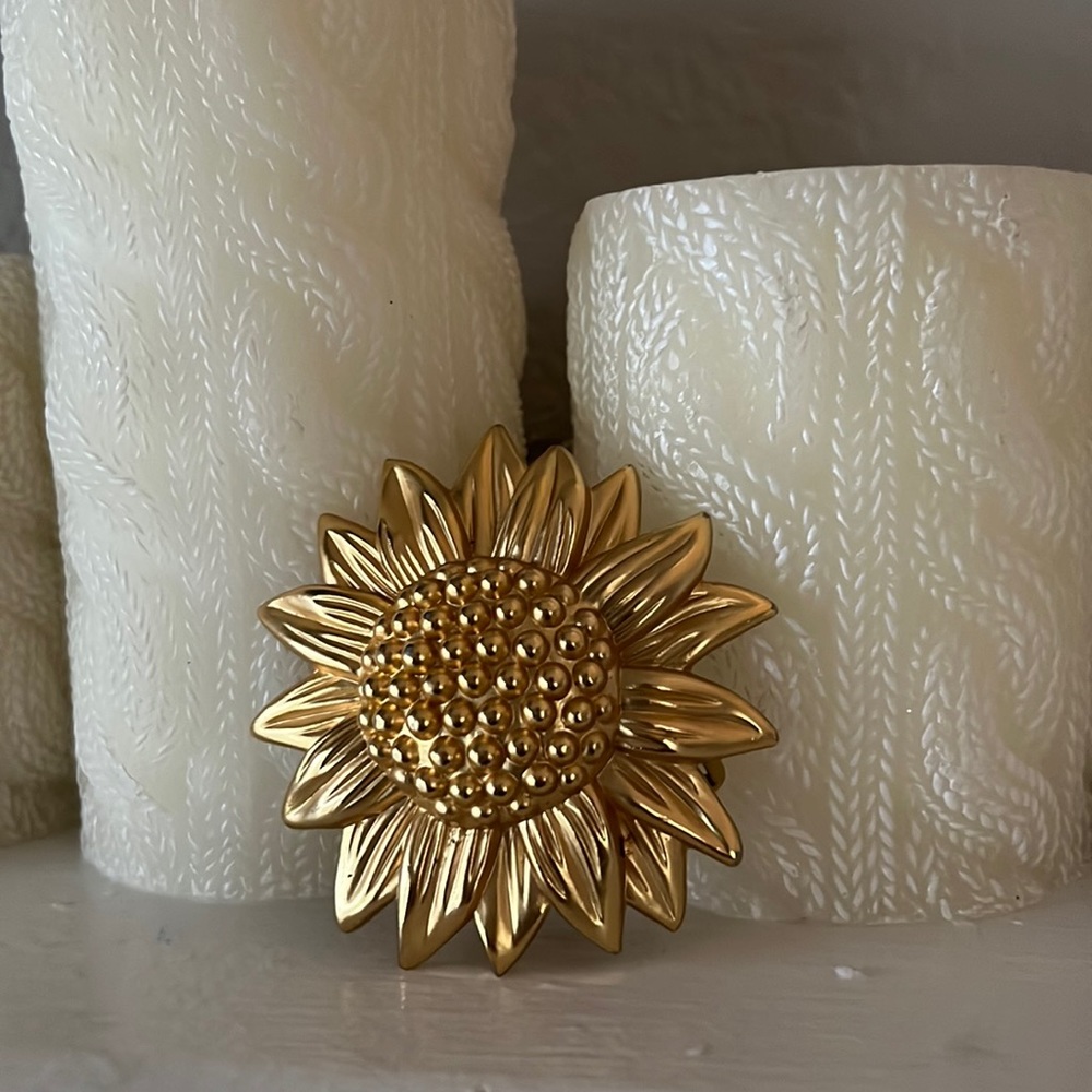 MILOR 94 BELT BUCKLE Golden Sun Metal Sunflowe Medallion